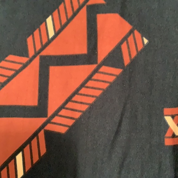 LuLaRoe Leggings - Picture 2 of 2